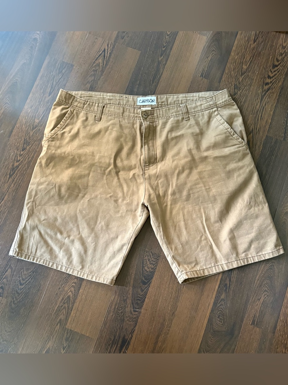 Men Pre-owned Khaki shorts Size 42 (Cart D-115)